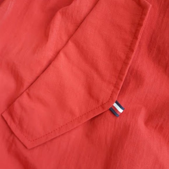 NWT Tommy Hilfiger Oversized Windbreaker / Rain Jacket, Size M - Picture 6 of 14